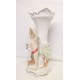 Váza aranykovács angyalkával. Barokk stílusú figurális porcelán tökéletes állapotban.