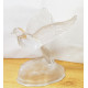 Kristály galamb szobor mattított talapzaton A Francia Cristal d'Arques manufaktúrából.
