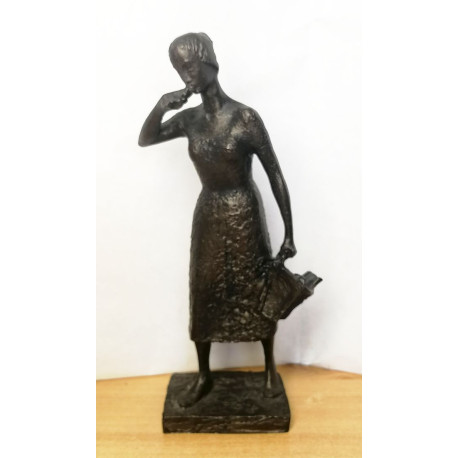 Szintetikus gyanta, bronz bevonatos szobor: Vera van Hasselt Holland szobrász alkotása