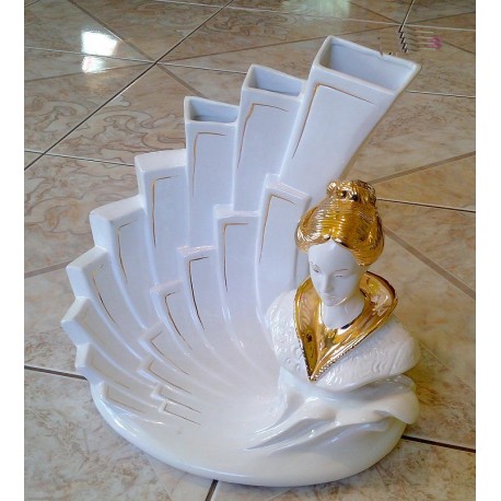 Legyező formájú aranyozott gésával díszített porcelán váza, Olasz jelzéssel, tökéletes állapotban.