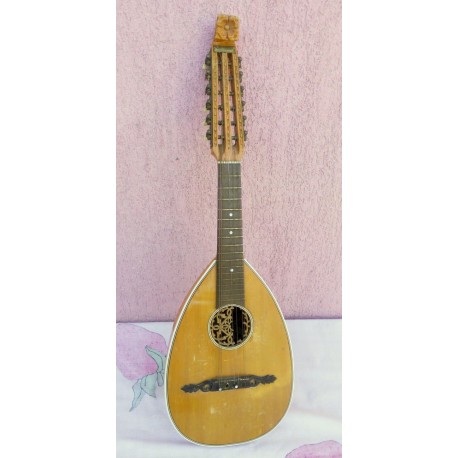 Antik Mandriola vagy Tricordia, 12 húros mandolin. Meinel & Herold 1910-1920 évek.