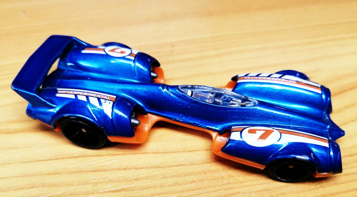 Hot Wheels Blue 4ward Speed eredeti Mattel termék