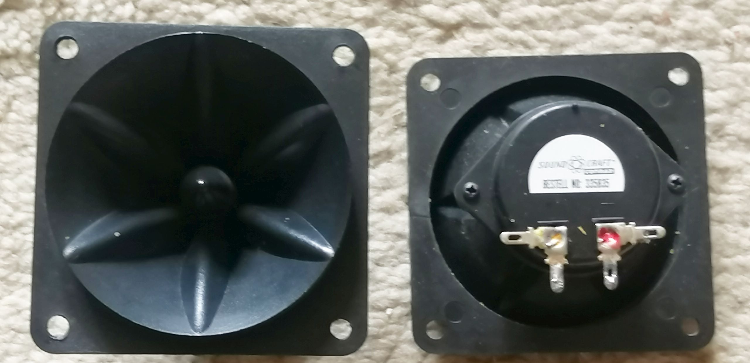 Piezo magassugárzó tölcsér, Conrad Soundcraft 335835