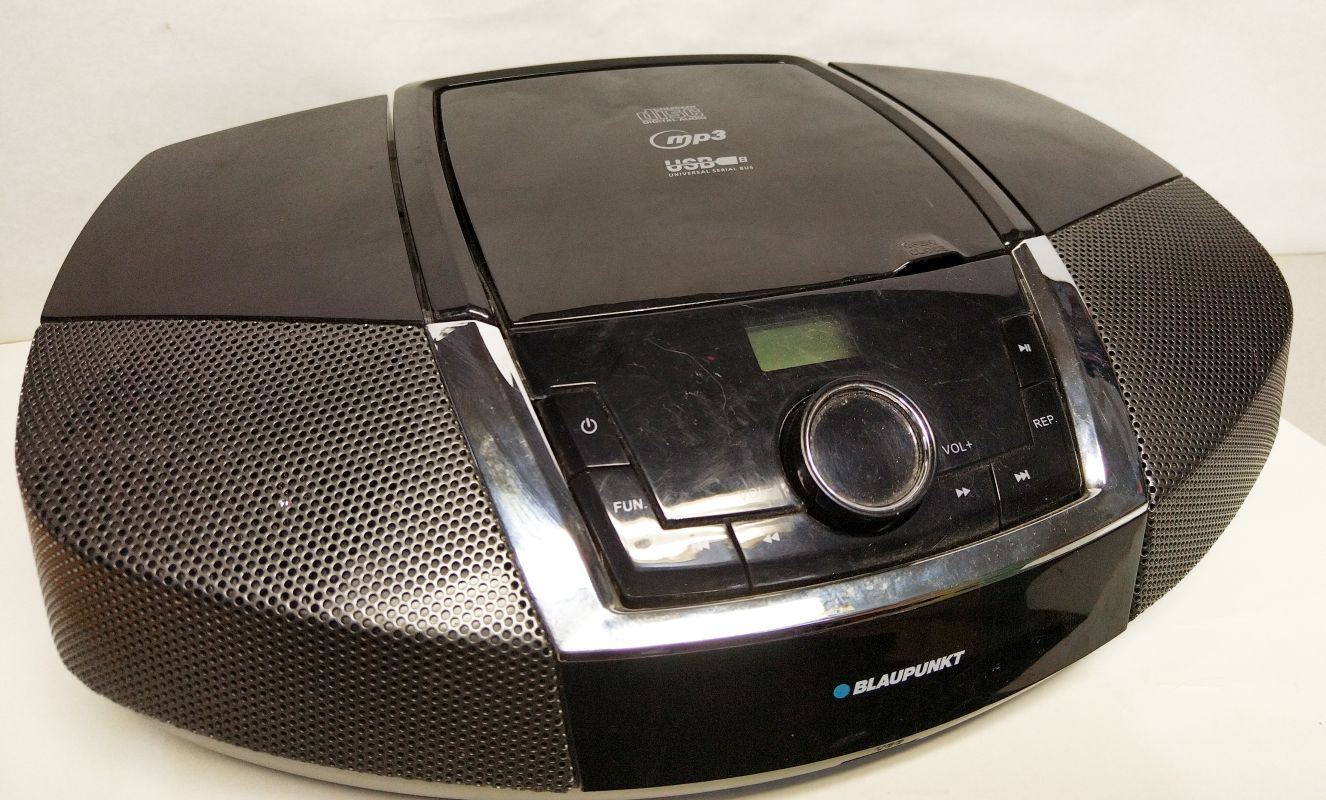 Blaupunkt BB12BK hordozható CD-s rádió, boombox. Hibás